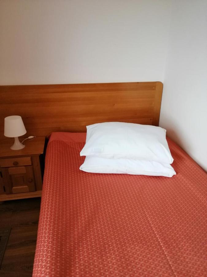 Bed and Breakfast Kolpinghaus Caransebeş Exterior foto